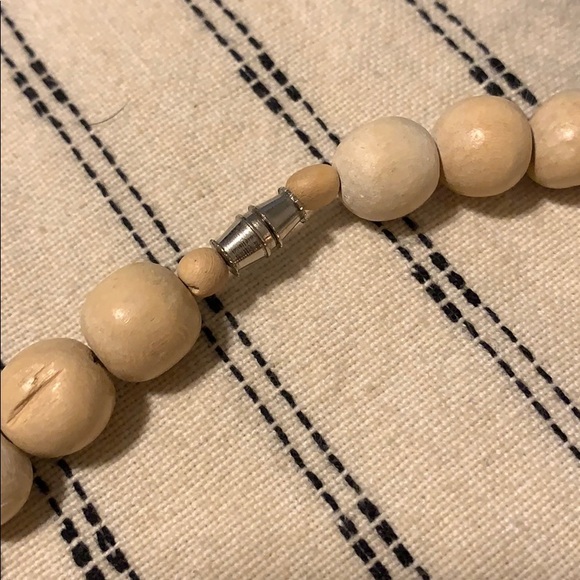 🌼 Antique Wood Beaded Necklace - 60s 🌼 - Picture 3 of 6